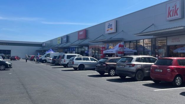 Fidurock opens retail park scheme in Milevsko