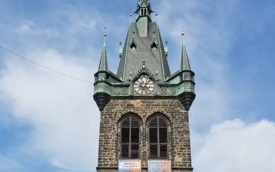 Church puts Jindřišska Tower on sale for CZK 75 million